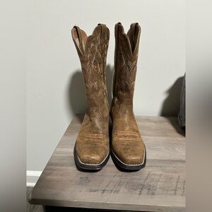 Ariat Tan Leather Boots